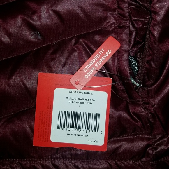 NWT Deep Red North Face Puffer jacket - Picture 2 of 2